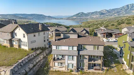 All Seasons Resort Lodging